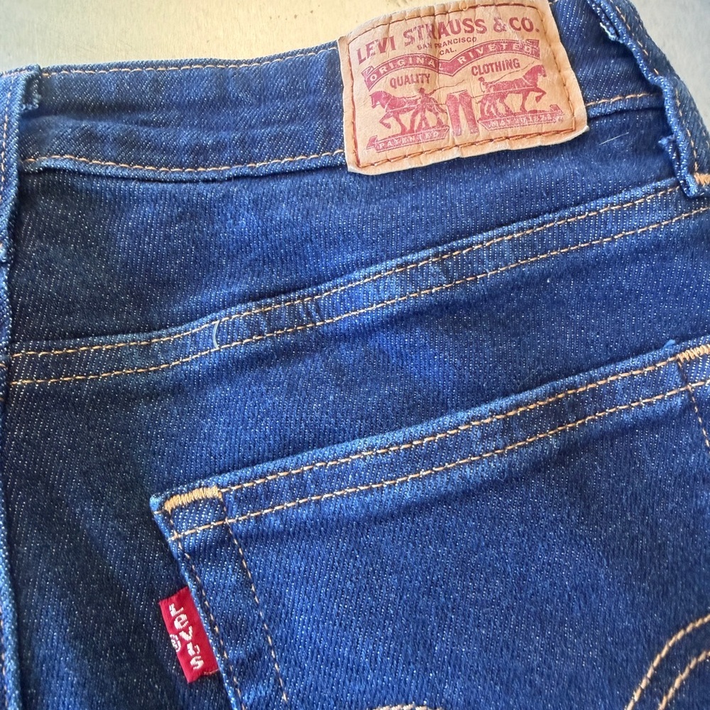 Levi's Women's Boot Cut Jeans - Dark Blue Denim size 29x32